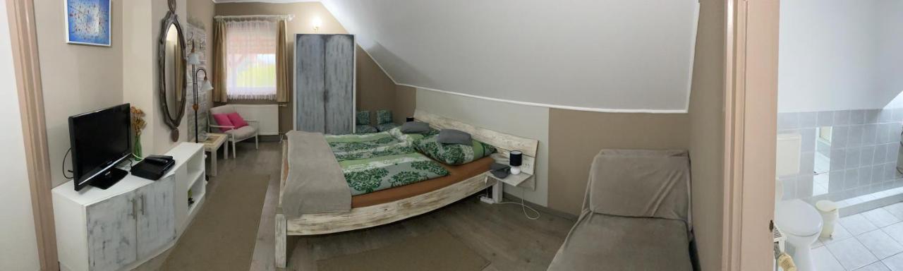Kovacs Vendeghaz Hotel Bük Buitenkant foto